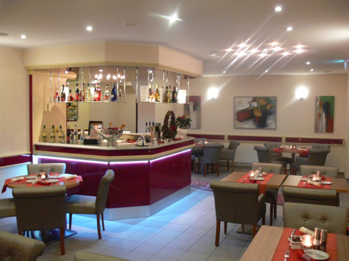 Avantgarde Hotel Hattingen Buitenkant foto